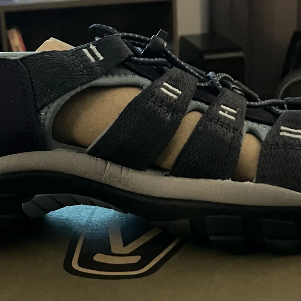 Women’s Keen Newport H2 Water Shoe/Sandal - Size 10 - Navy/Blue Smoke - Picture 4 of 5